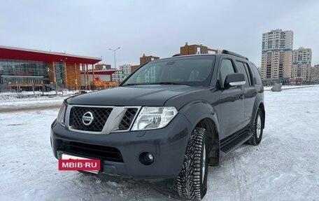 Nissan Pathfinder, 2013 год, 2 350 000 рублей, 3 фотография