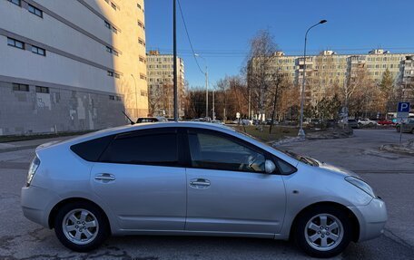 Toyota Prius, 2005 год, 620 000 рублей, 3 фотография