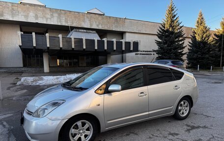 Toyota Prius, 2005 год, 620 000 рублей, 10 фотография