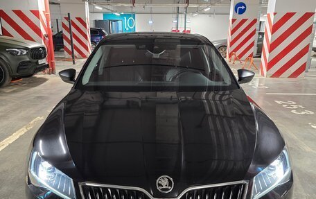 Skoda Superb III рестайлинг, 2019 год, 2 800 000 рублей, 12 фотография
