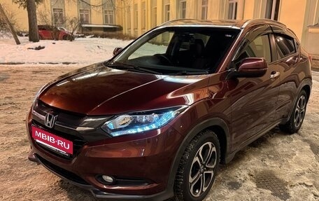 Honda Vezel, 2014 год, 2 150 000 рублей, 6 фотография