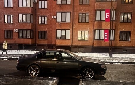 Nissan Maxima IV, 1995 год, 300 000 рублей, 3 фотография