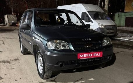 Chevrolet Niva I рестайлинг, 2011 год, 465 000 рублей, 2 фотография
