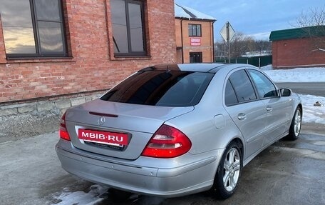 Mercedes-Benz E-Класс, 2002 год, 823 000 рублей, 4 фотография