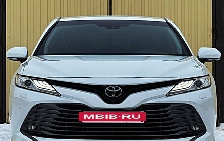 Toyota Camry, 2020 год, 3 450 000 рублей, 3 фотография