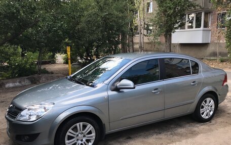 Opel Astra H, 2011 год, 750 000 рублей, 1 фотография