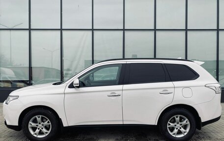 Mitsubishi Outlander III рестайлинг 3, 2012 год, 1 592 000 рублей, 2 фотография