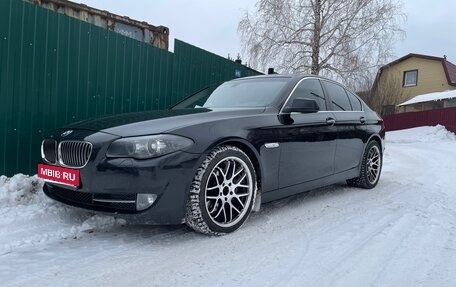 BMW 5 серия, 2013 год, 1 860 000 рублей, 2 фотография