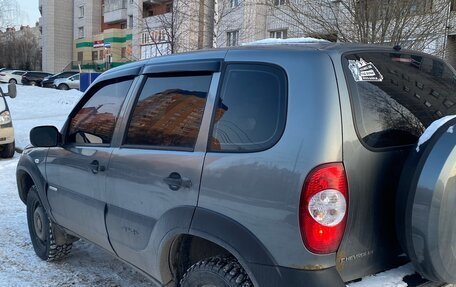 Chevrolet Niva I рестайлинг, 2011 год, 465 000 рублей, 3 фотография