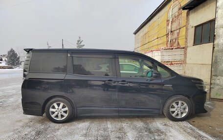 Toyota Voxy III, 2014 год, 2 350 000 рублей, 2 фотография