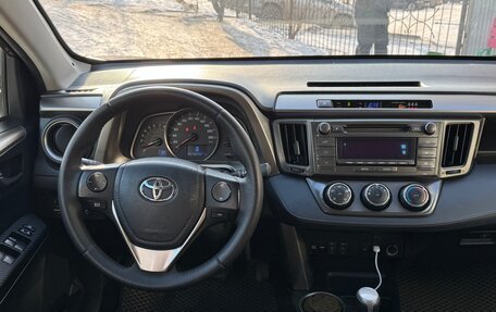 Toyota RAV4, 2013 год, 1 620 000 рублей, 10 фотография