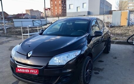 Renault Megane III, 2014 год, 815 000 рублей, 4 фотография