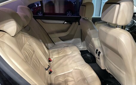 Volkswagen Passat B7, 2012 год, 1 297 000 рублей, 21 фотография
