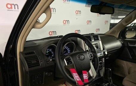 Toyota Land Cruiser Prado 150 рестайлинг 2, 2013 год, 2 569 000 рублей, 7 фотография