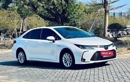 Toyota Corolla, 2022 год, 1 850 000 рублей, 3 фотография