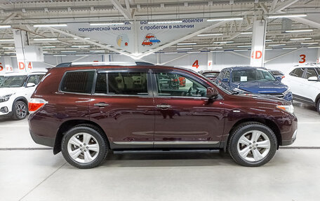 Toyota Highlander III, 2011 год, 1 877 840 рублей, 4 фотография