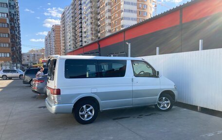 Mazda Bongo Friendee i рестайлинг, 2003 год, 550 000 рублей, 10 фотография