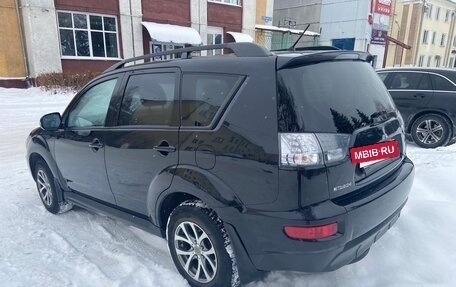 Mitsubishi Outlander III рестайлинг 3, 2012 год, 1 550 000 рублей, 4 фотография