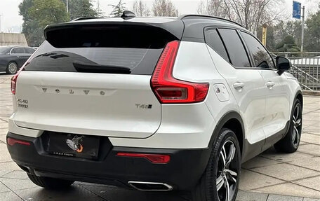 Volvo XC40 I, 2022 год, 2 200 000 рублей, 2 фотография