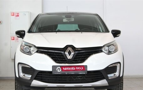 Renault Kaptur I рестайлинг, 2017 год, 1 490 000 рублей, 2 фотография