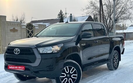 Toyota Hilux VIII, 2021 год, 4 050 000 рублей, 1 фотография