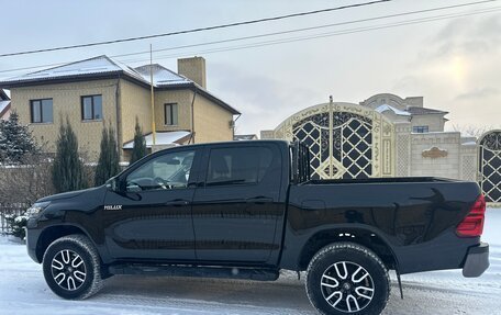 Toyota Hilux VIII, 2021 год, 4 050 000 рублей, 2 фотография