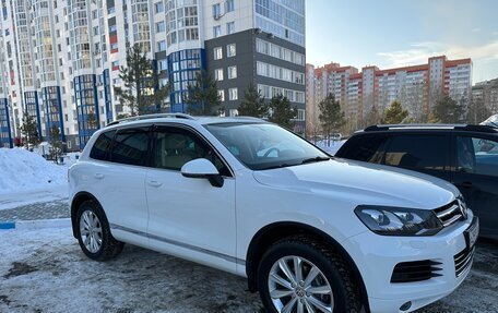 Volkswagen Touareg III, 2013 год, 3 450 000 рублей, 2 фотография