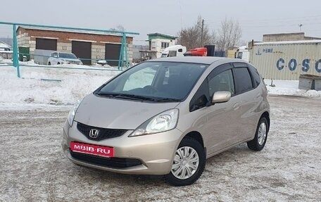 Honda Fit III, 2010 год, 900 000 рублей, 1 фотография