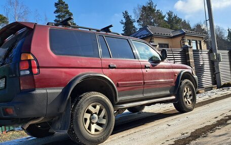 Mitsubishi Pajero Sport II рестайлинг, 2000 год, 800 000 рублей, 6 фотография