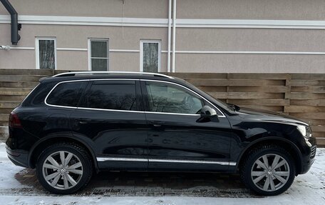 Volkswagen Touareg III, 2010 год, 2 430 000 рублей, 4 фотография