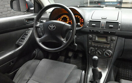 Toyota Avensis III рестайлинг, 2007 год, 1 050 000 рублей, 12 фотография