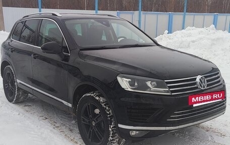 Volkswagen Touareg III, 2015 год, 3 250 000 рублей, 2 фотография