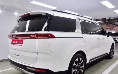 KIA Carnival, 2022 год, 3 750 000 рублей, 4 фотография