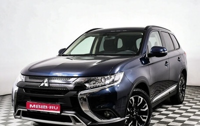 Mitsubishi Outlander III рестайлинг 3, 2022 год, 2 998 000 рублей, 1 фотография