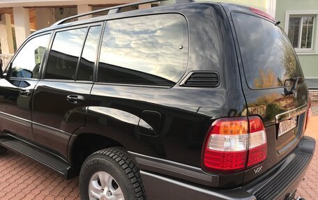 Toyota Land Cruiser 100 рестайлинг 2, 2007 год, 2 900 000 рублей, 2 фотография