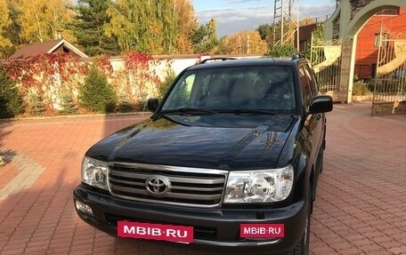 Toyota Land Cruiser 100 рестайлинг 2, 2007 год, 2 900 000 рублей, 10 фотография