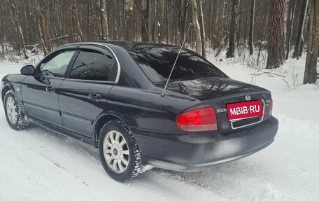 Hyundai Sonata IV рестайлинг, 2010 год, 680 000 рублей, 3 фотография