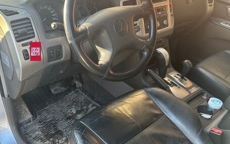 Mitsubishi Pajero III рестайлинг, 2004 год, 1 100 000 рублей, 6 фотография