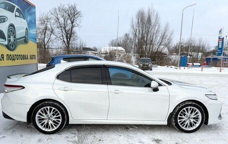 Toyota Camry, 2021 год, 2 650 000 рублей, 5 фотография