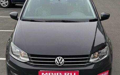 Volkswagen Polo VI (EU Market), 2018 год, 1 375 000 рублей, 2 фотография