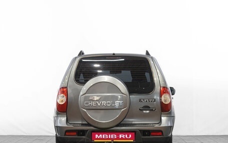 Chevrolet Niva I рестайлинг, 2011 год, 579 000 рублей, 5 фотография