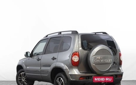 Chevrolet Niva I рестайлинг, 2011 год, 579 000 рублей, 6 фотография