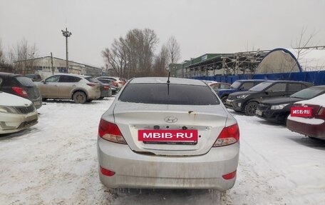 Hyundai Solaris II рестайлинг, 2011 год, 460 000 рублей, 2 фотография