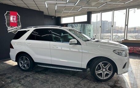 Mercedes-Benz GLE, 2015 год, 3 990 000 рублей, 3 фотография