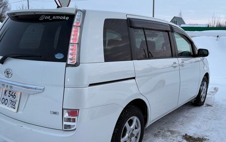 Toyota ISis I, 2011 год, 1 299 000 рублей, 5 фотография