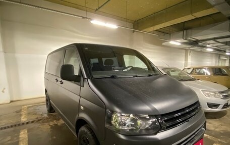 Volkswagen Transporter T5 рестайлинг, 2004 год, 1 300 000 рублей, 2 фотография