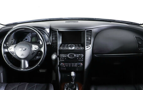 Infiniti FX II, 2012 год, 1 600 000 рублей, 13 фотография