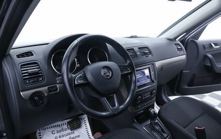 Skoda Yeti I рестайлинг, 2014 год, 1 095 000 рублей, 10 фотография
