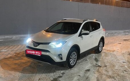 Toyota RAV4, 2016 год, 2 500 000 рублей, 17 фотография