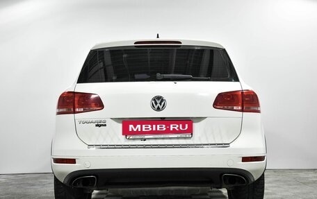 Volkswagen Touareg III, 2010 год, 1 690 000 рублей, 5 фотография